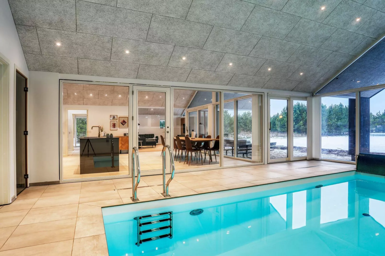 10 person holiday home in Jerup-By Traum-Swimming pool