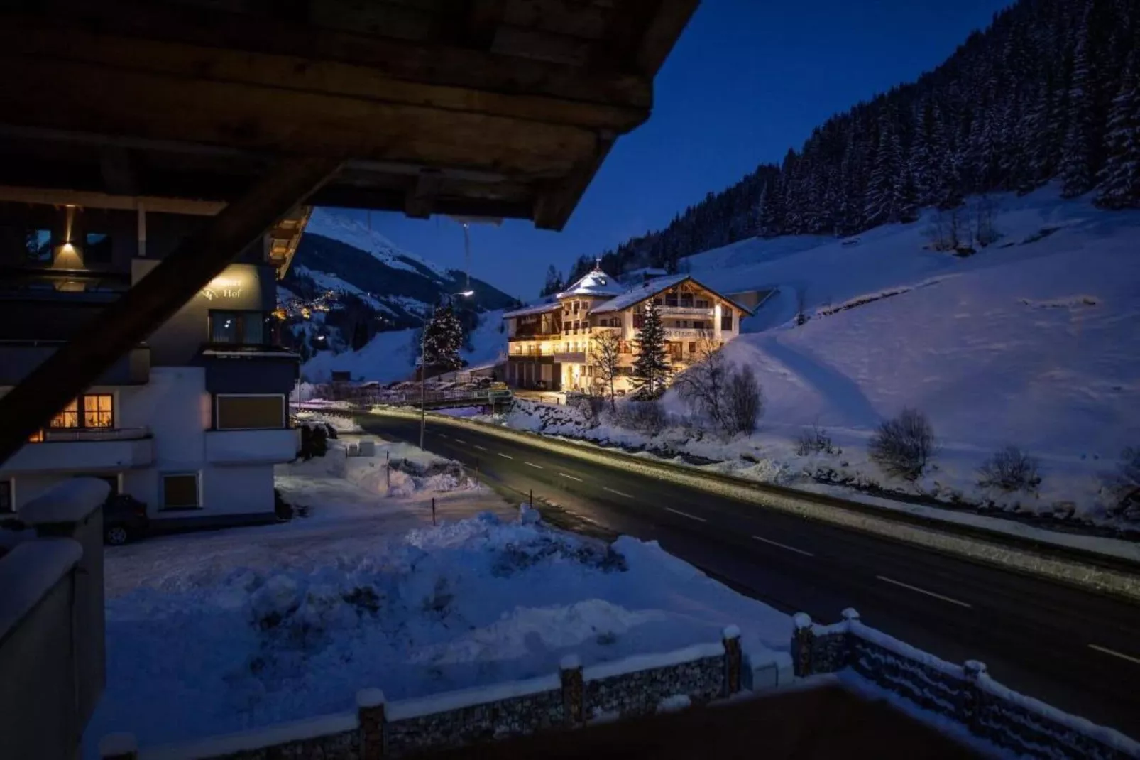 Karin Unten 8PAX-View winter