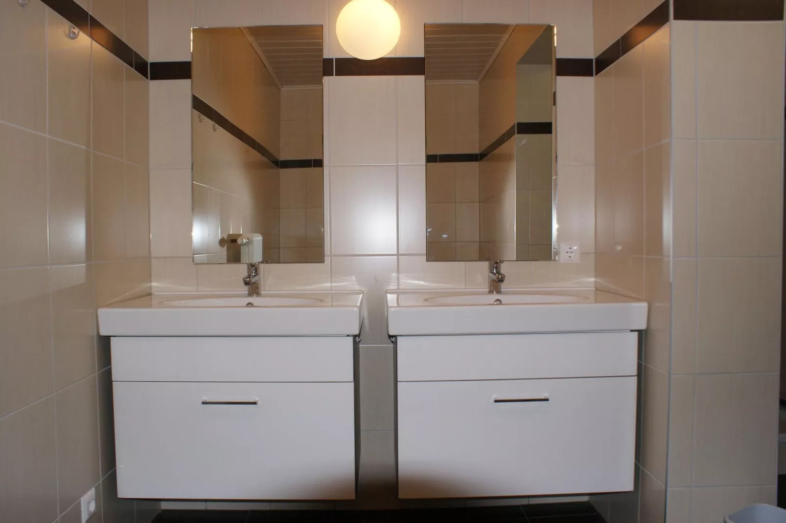 Blasge Ferienwohnung WO XL 120m²-Badezimmer