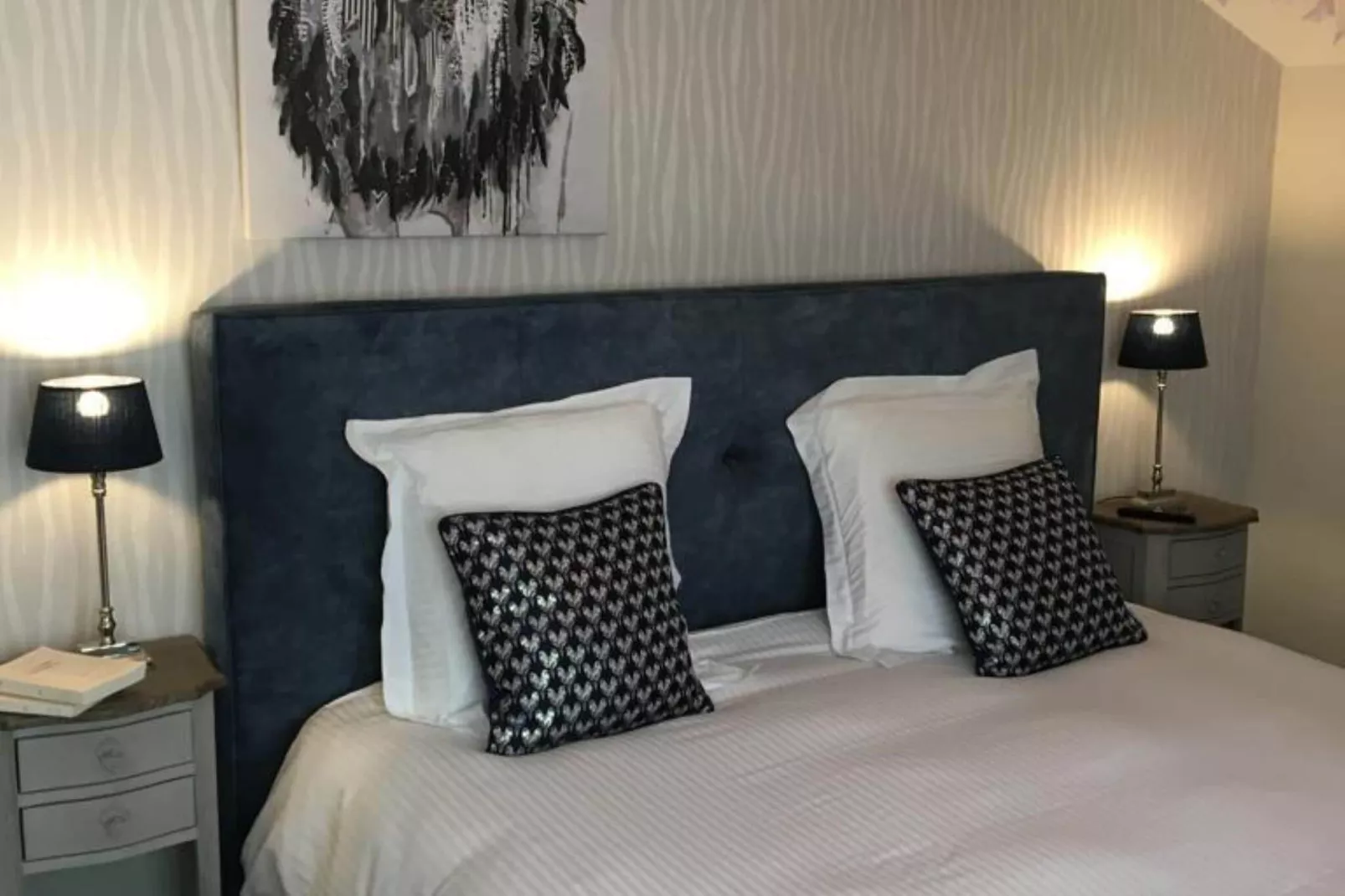 Leora Cocoon-Bedroom