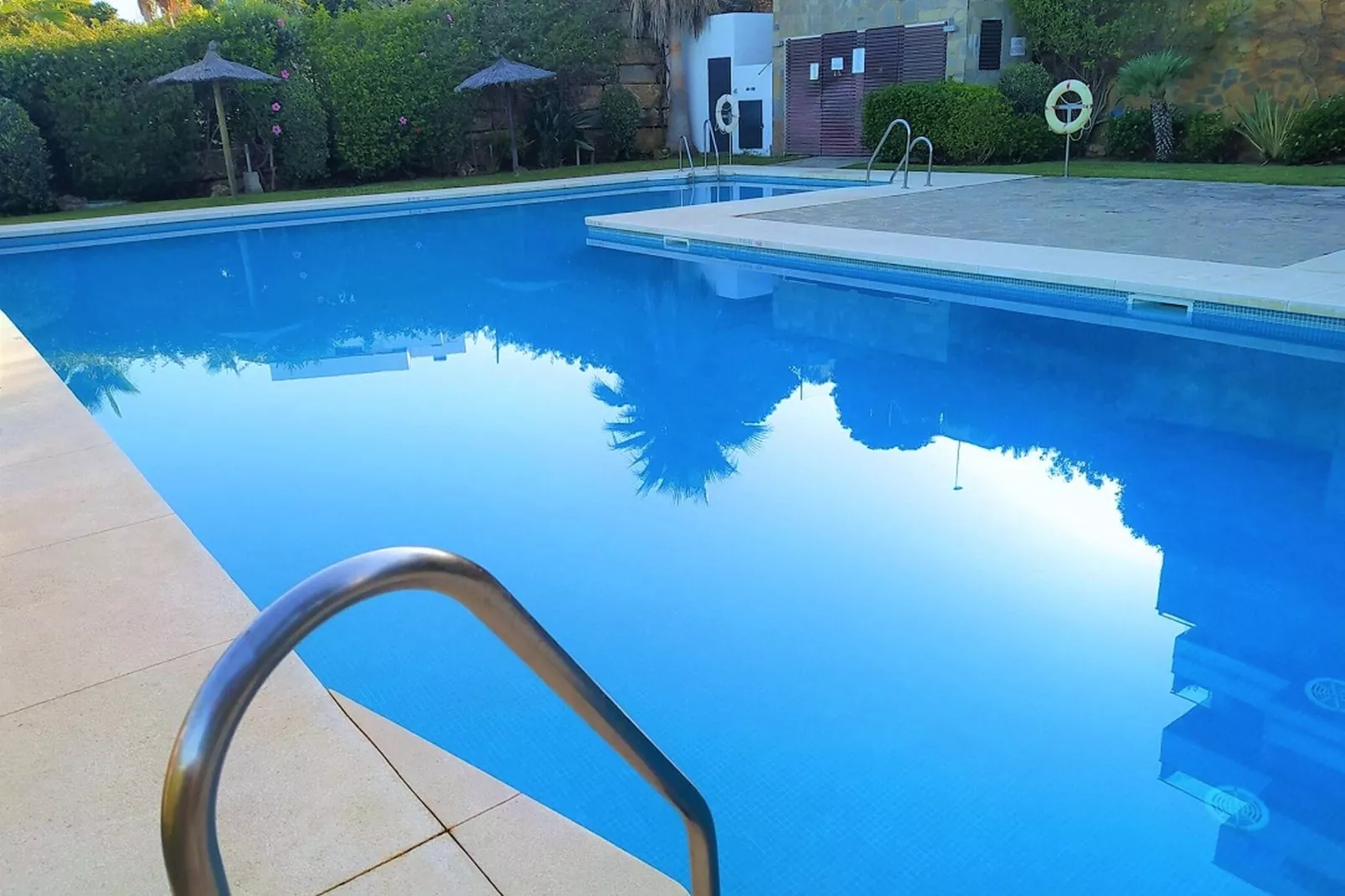 Camarate golf-Piscine