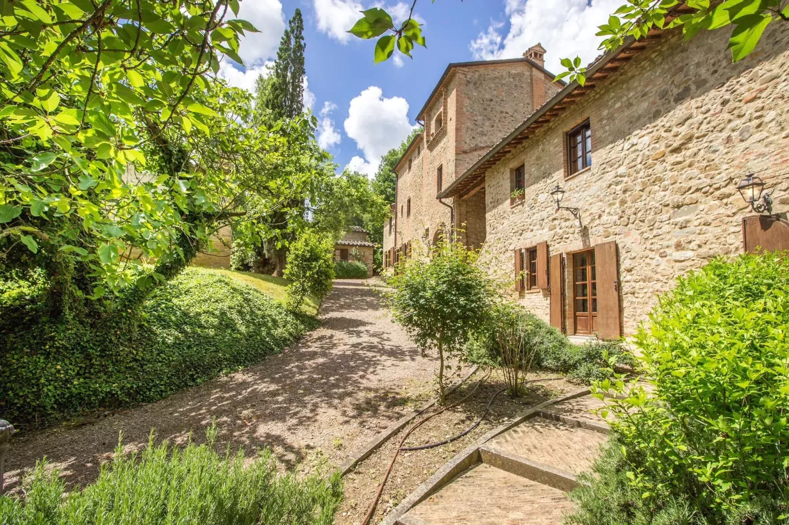 Casa Monte-Exterior summer