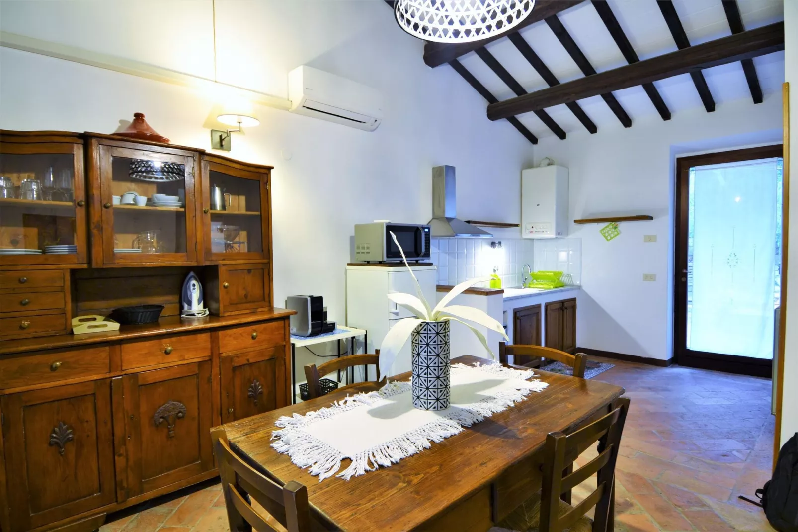 Frantoio 2-Living room