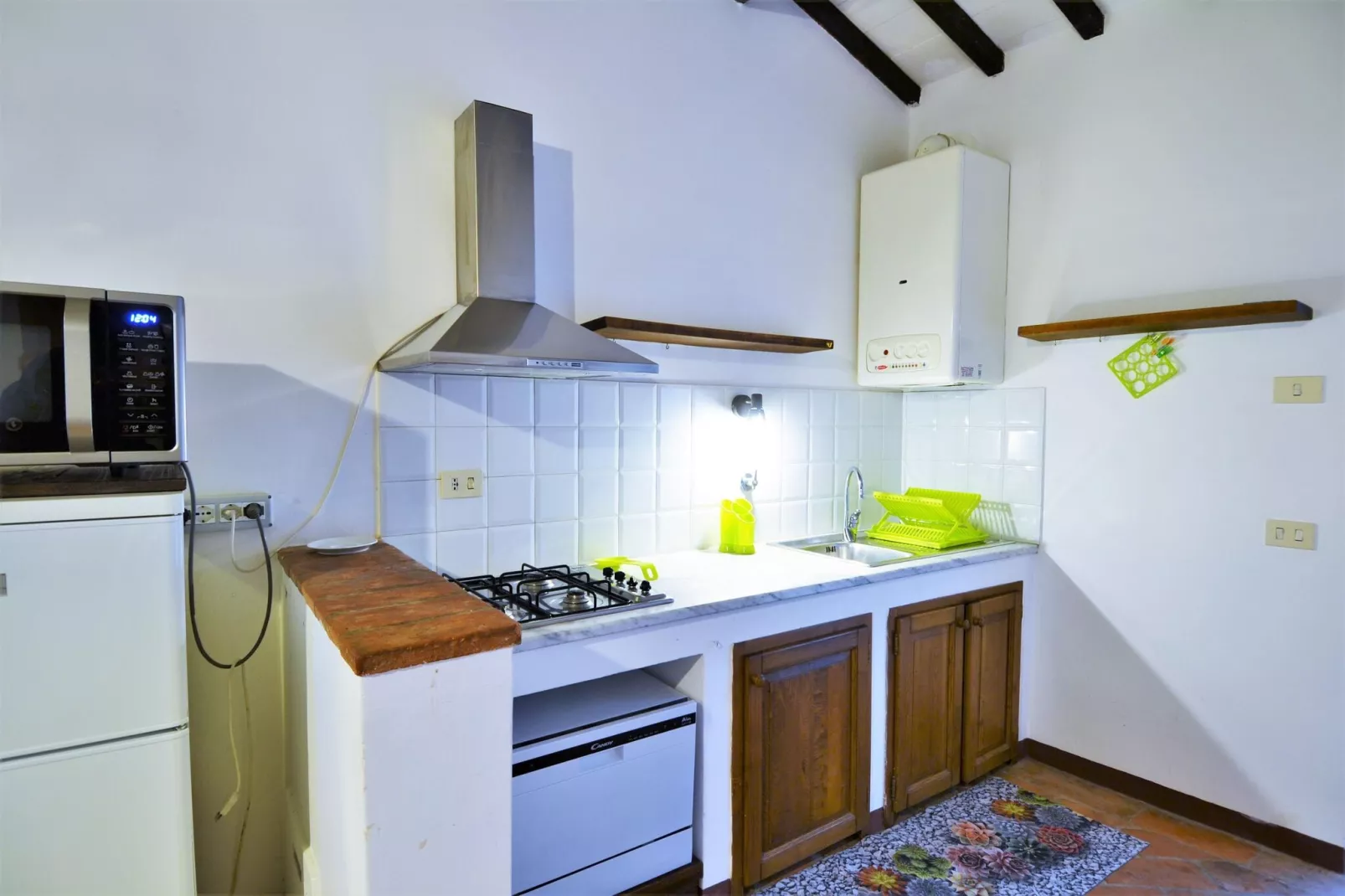Frantoio 2-Kitchen