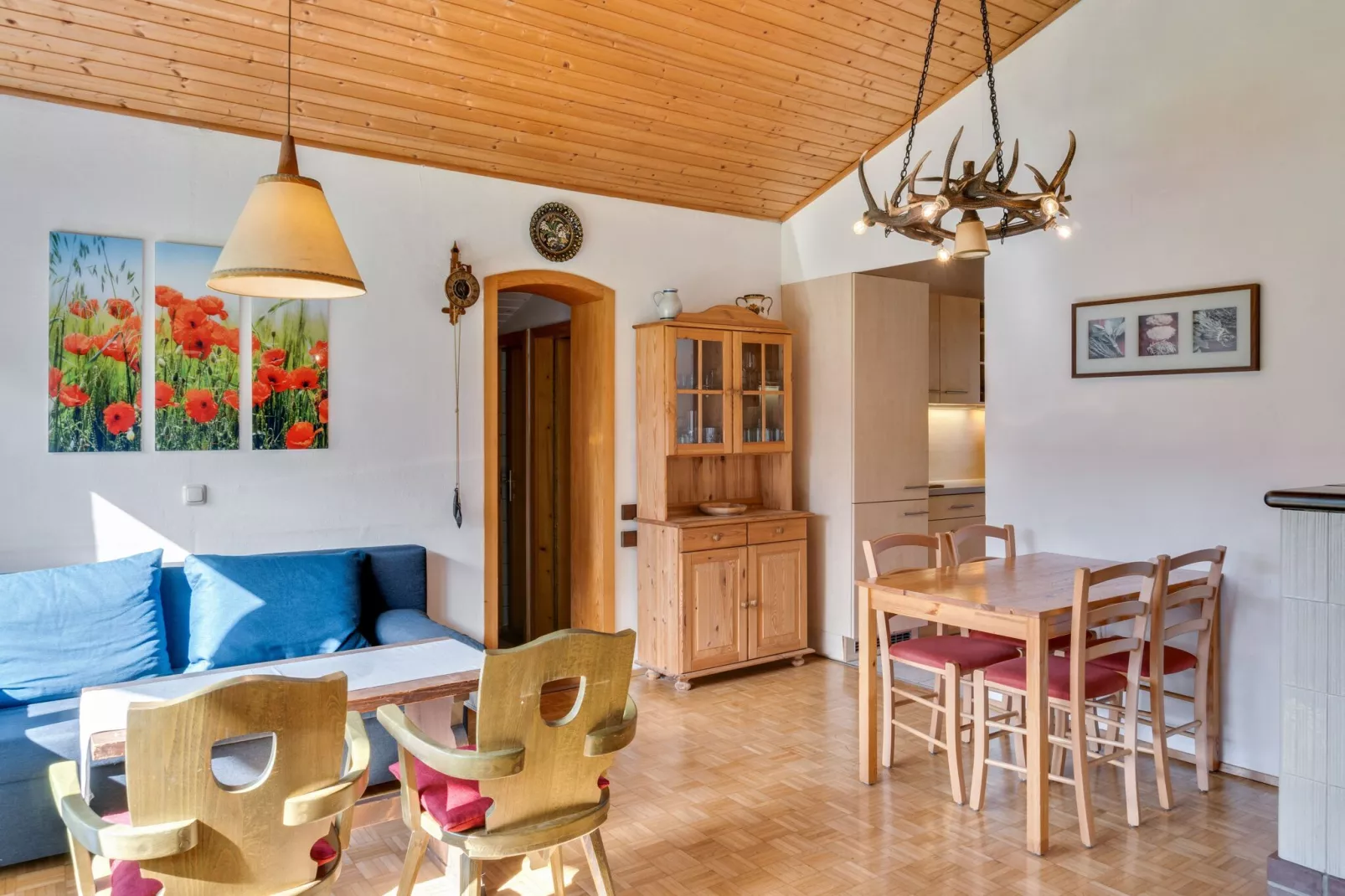 Haus Wagner-Living room