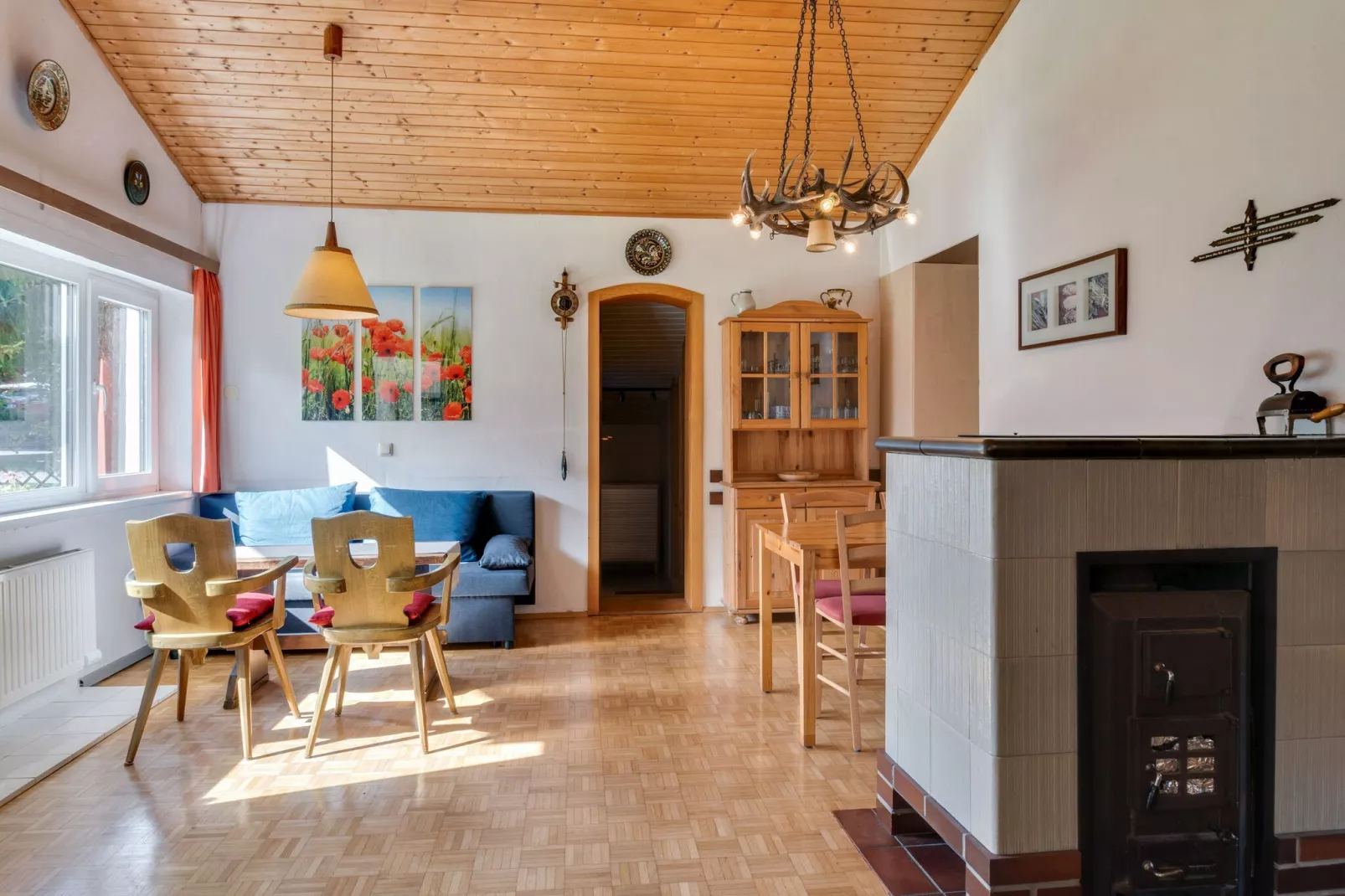 Haus Wagner-Living room