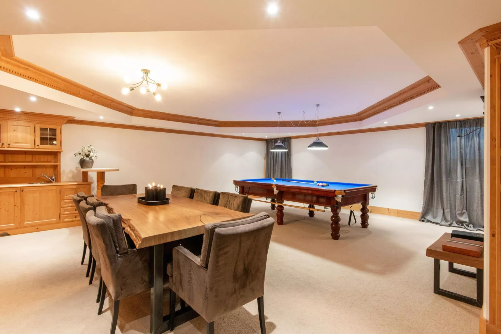 Luxury-Chalet in St Johann in Tirol-Recreation room