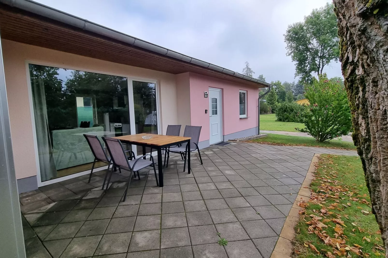 Reihenbungalow Nr 6 / Belegung 4 Personen-Terrace balcony