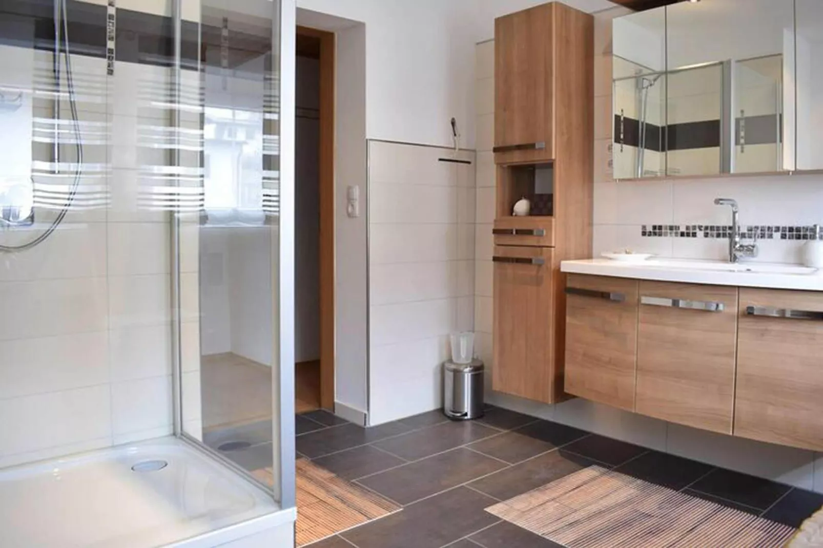 Ferienwohnung Langdorf-Bathroom