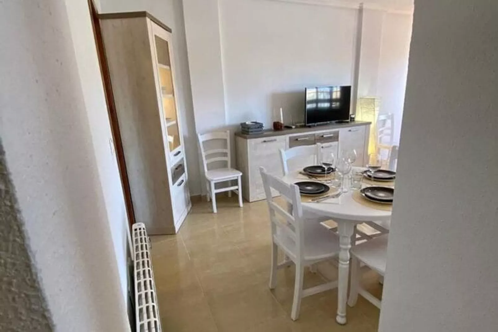 Bungalow-Dining room