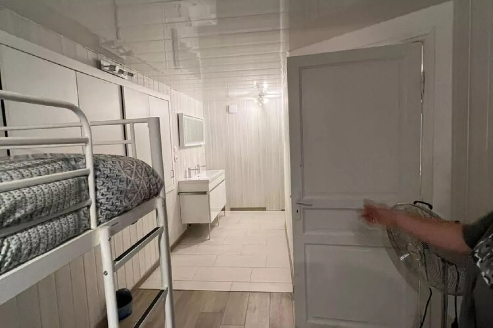 Le Place-Bedroom