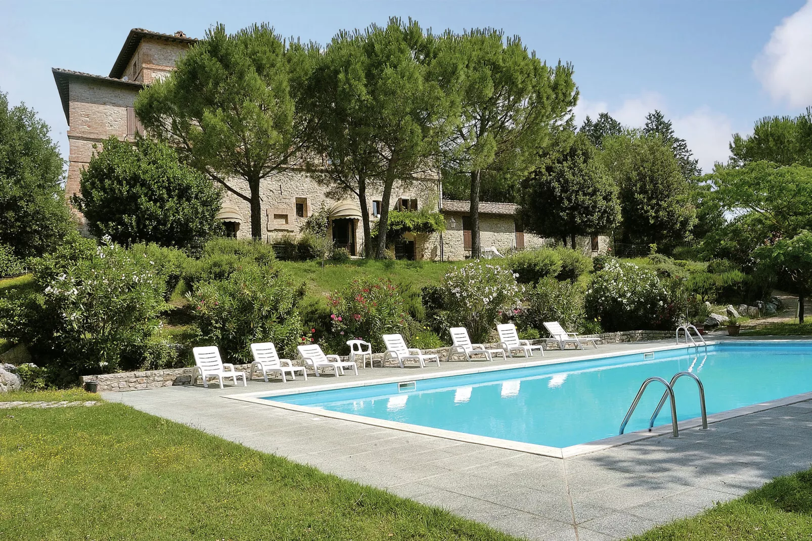 Fienile 2-Exterior summer
