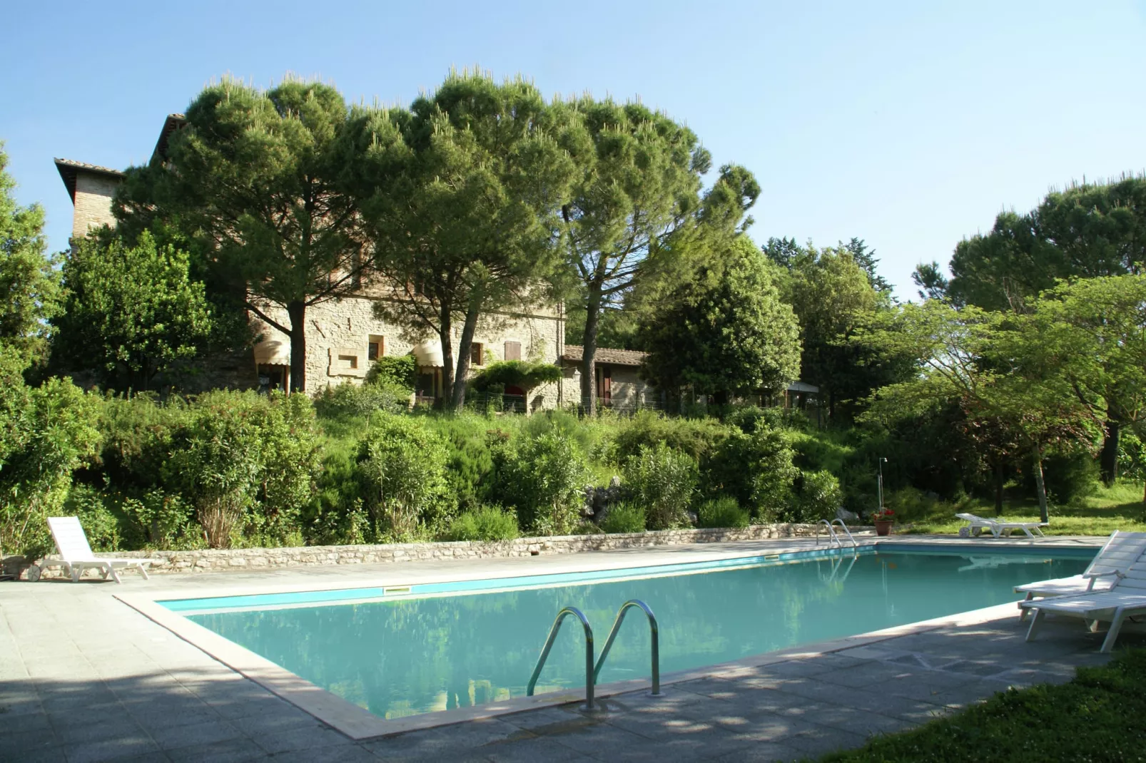 Fienile 2-Pool