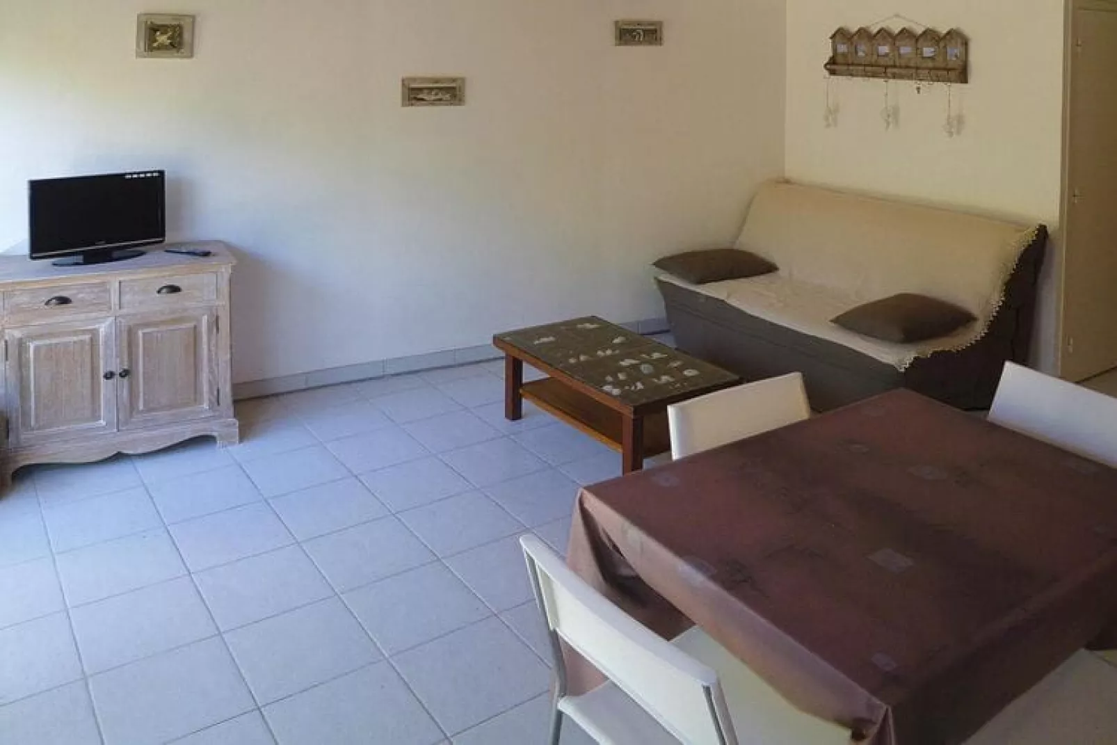 Terraced house Beg Meil-Living room