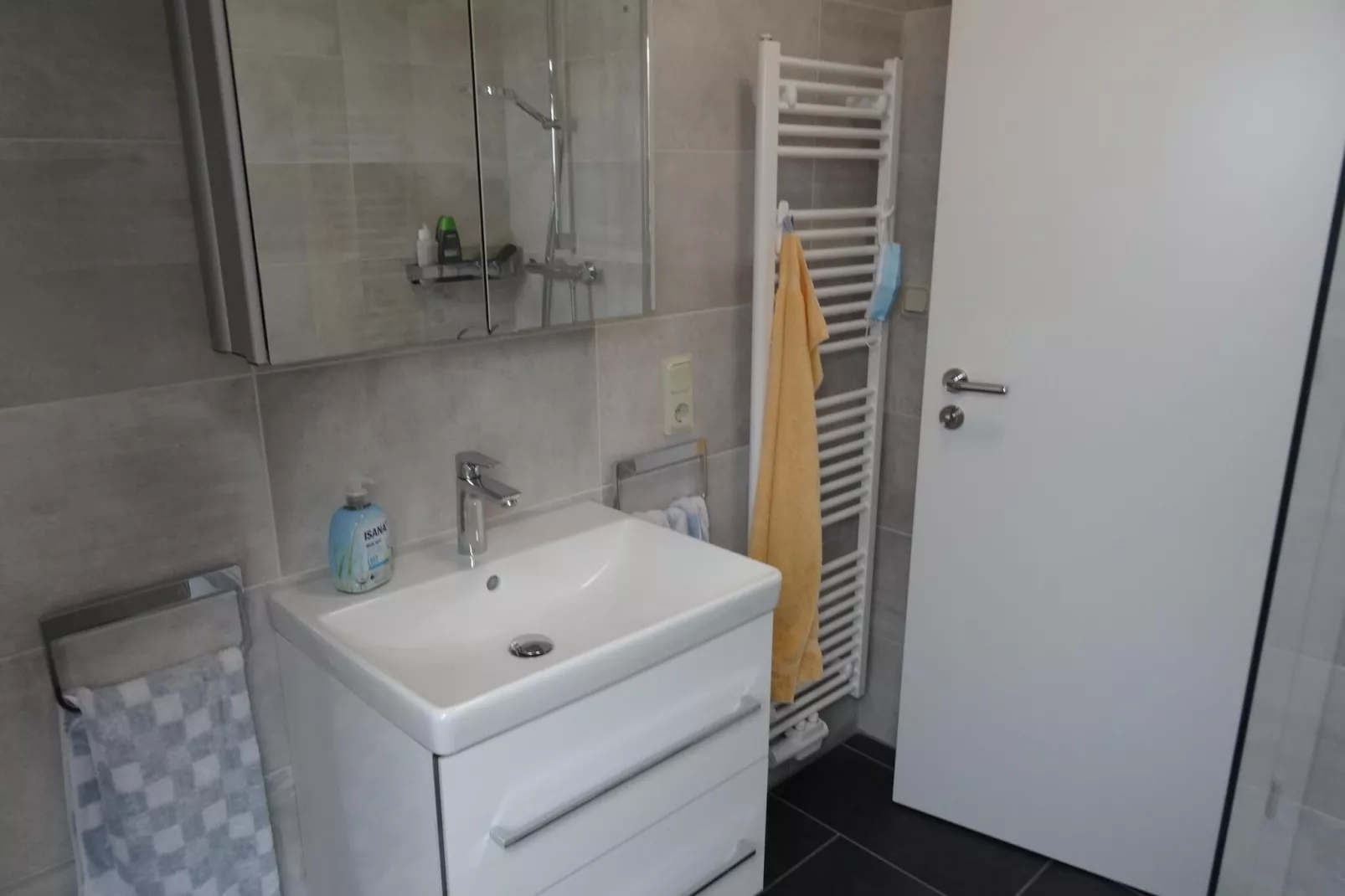 Ferienhaus Verena-Bathroom