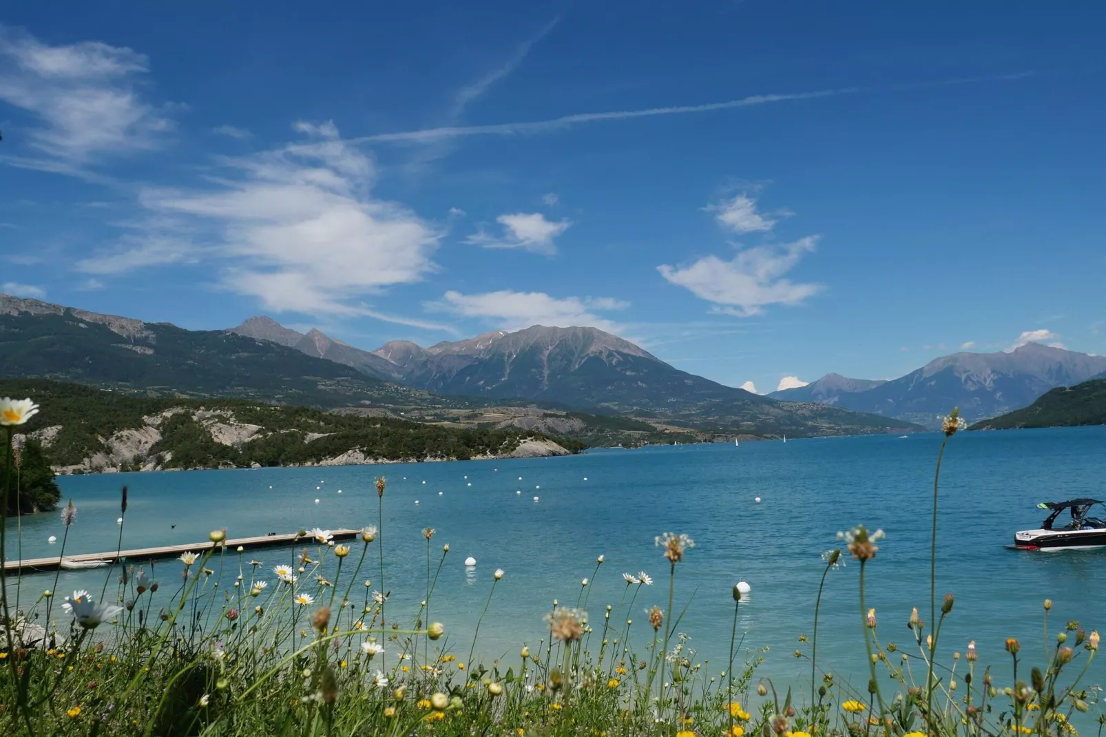 Domaine de l'Ecrin du Lac Chorges Appartements - 2 ch 6 pers-Water view