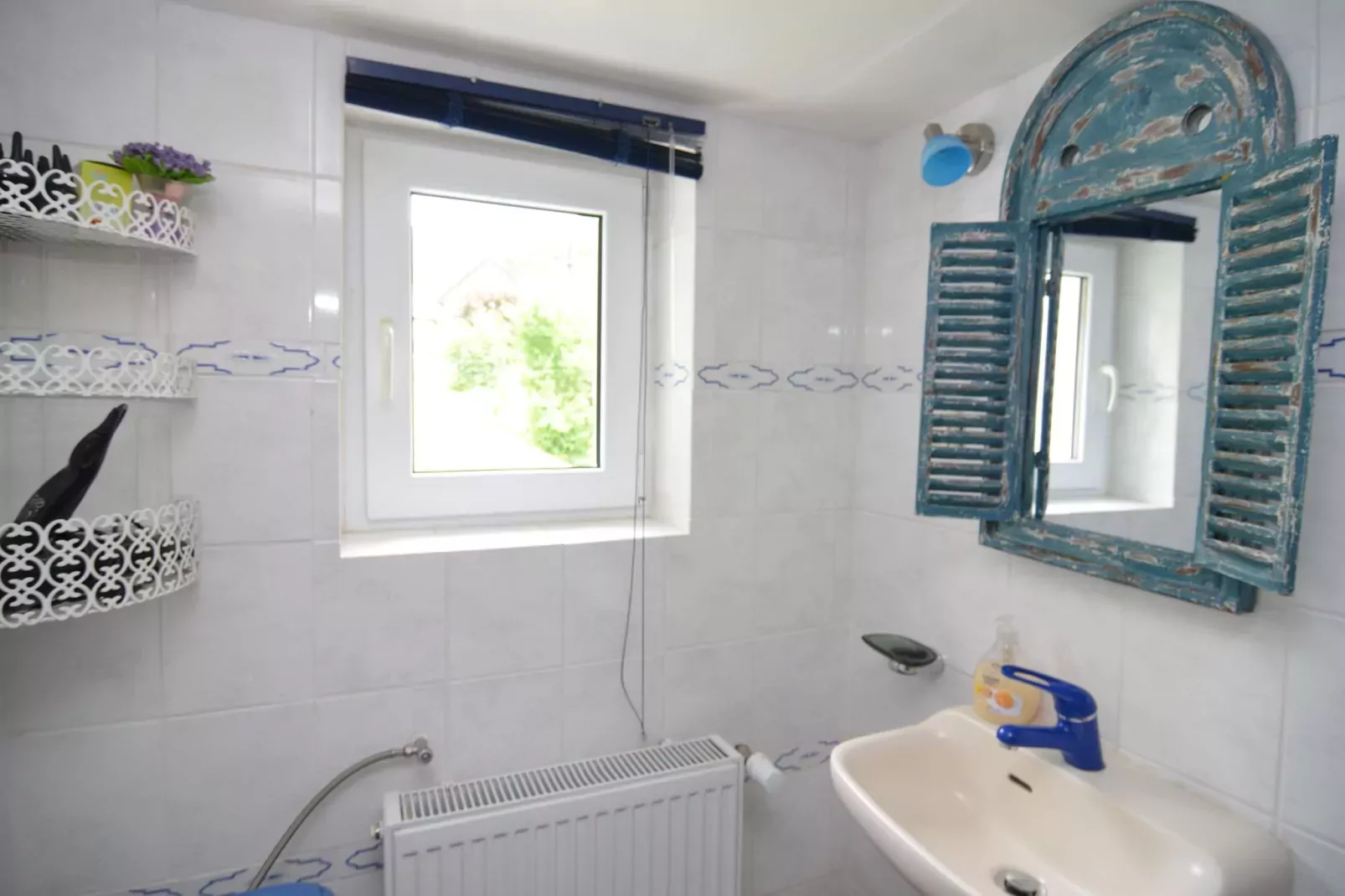 Chalet am Bergflüsschen-Bathroom