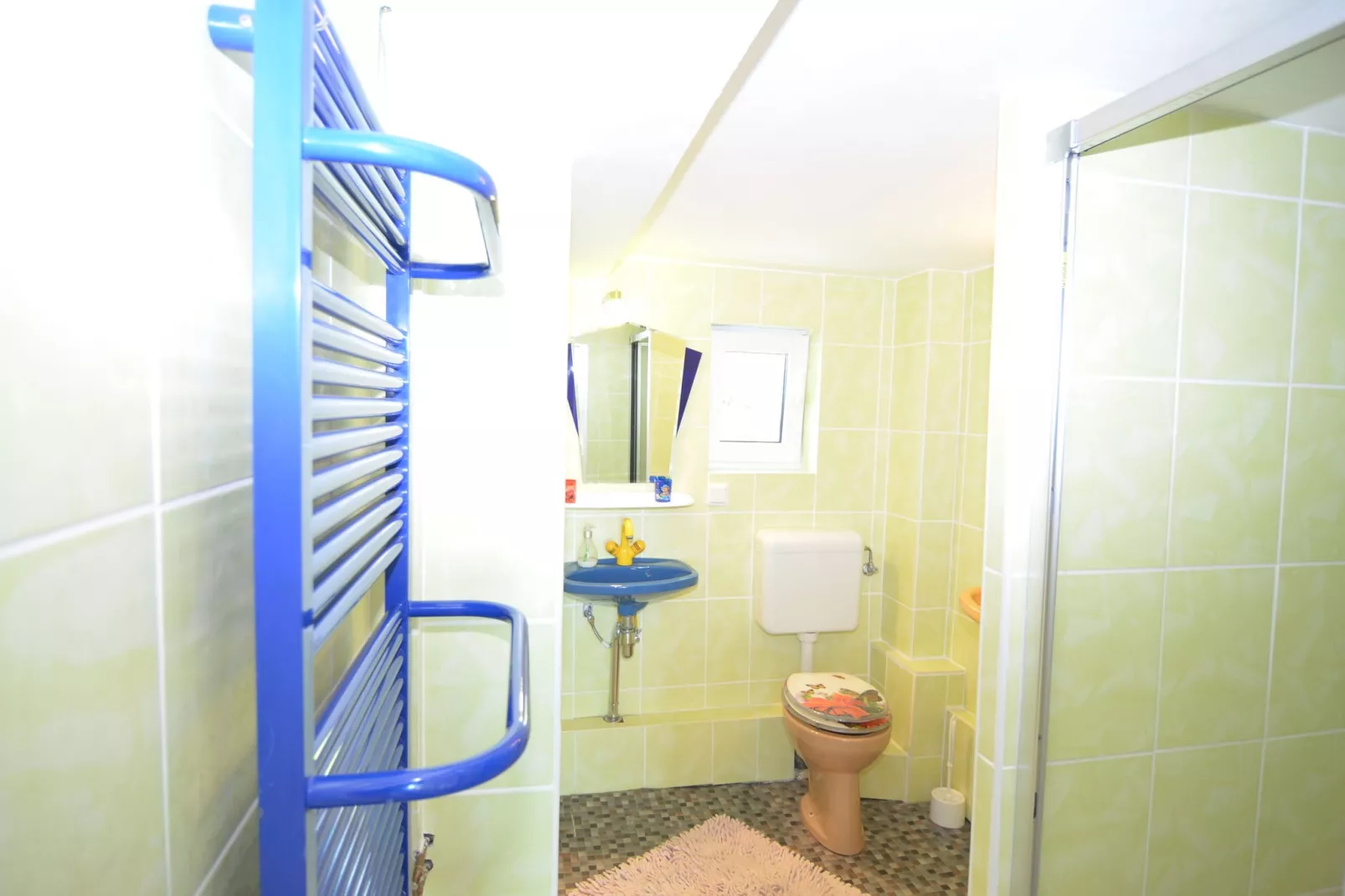 Grand Chalet am Bergflüsschen-Bathroom