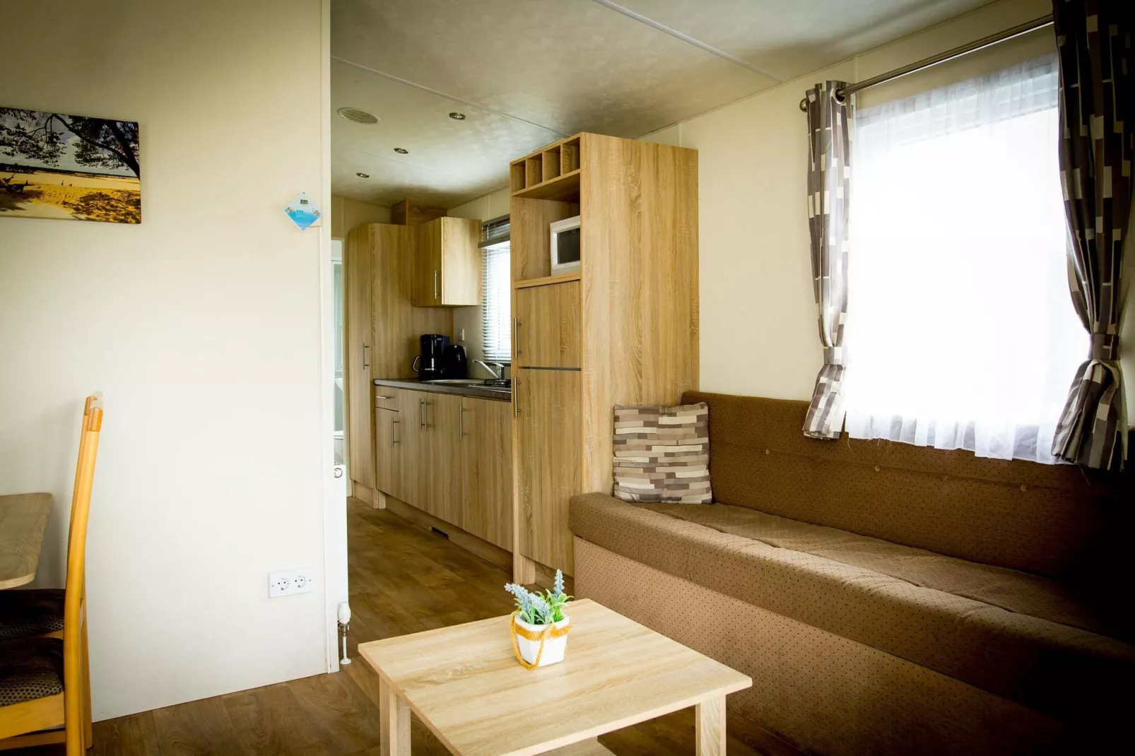 Recreatiepark Duinhoeve 9-Living room
