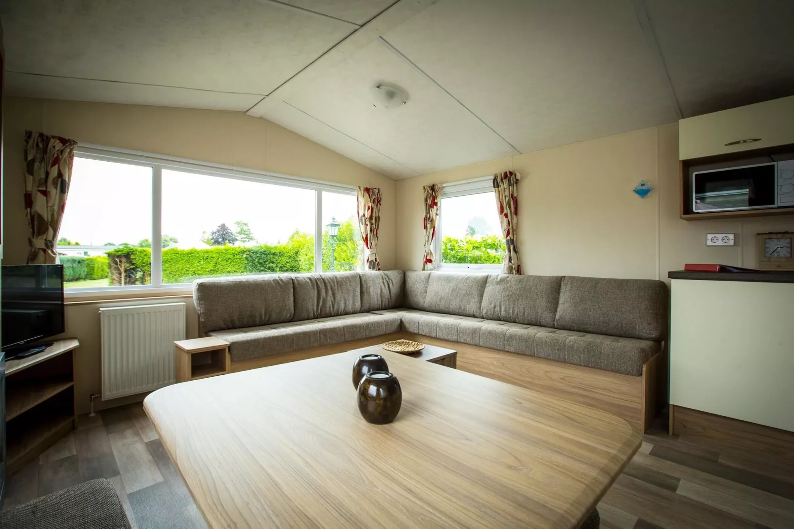 Recreatiepark Duinhoeve 12-Living room