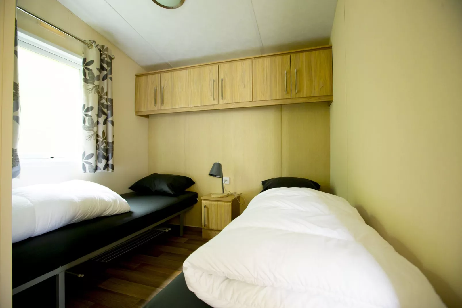 Recreatiepark Duinhoeve 13-Bedroom