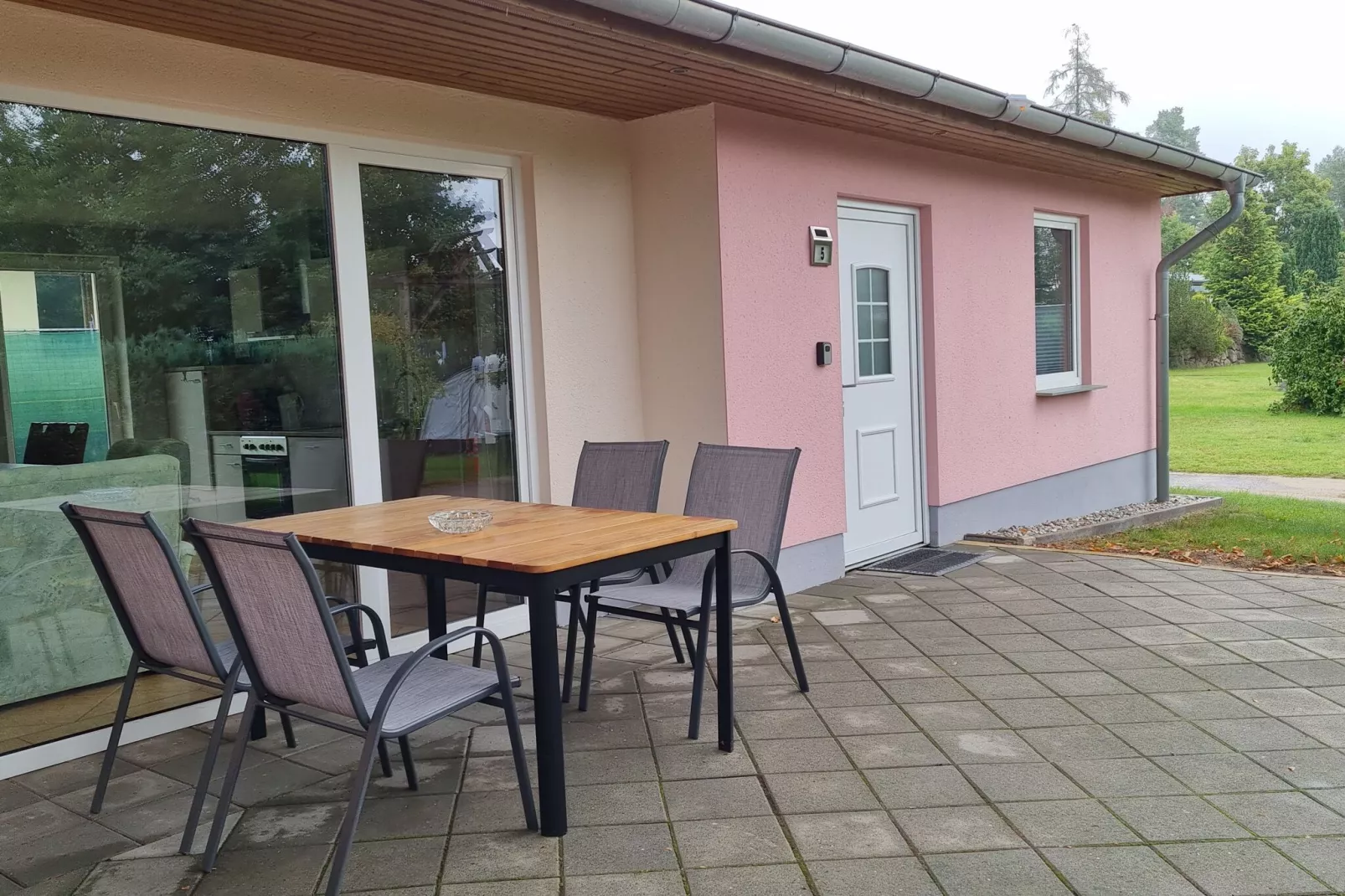 Reihenbungalow Nr 7 / Belegung 4 Personen-Terrace balcony