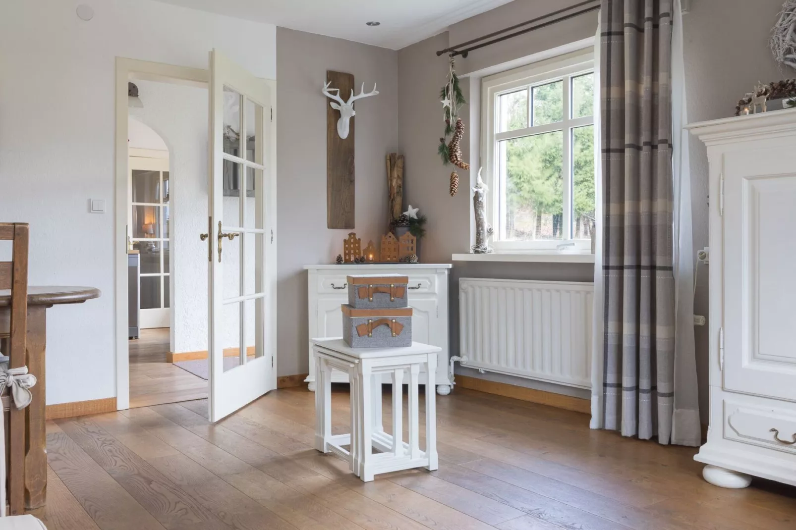 Cottage 89-Dining room