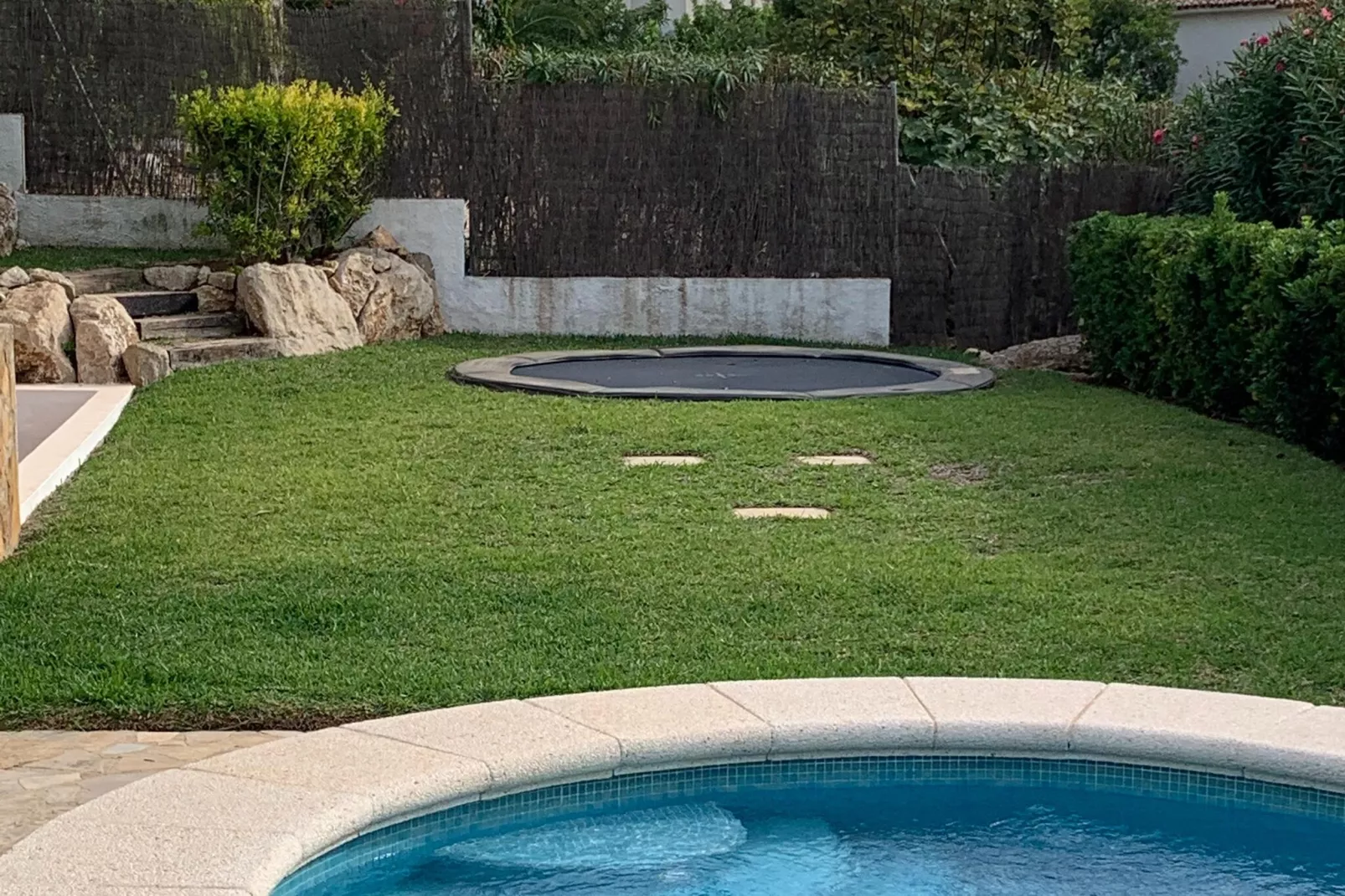 Las Brisas-Installations