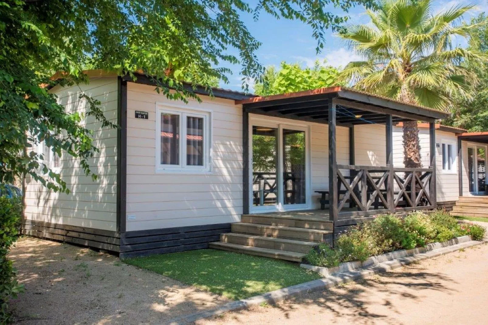 Camping Solmar - XALET CONFORT-Exterior summer