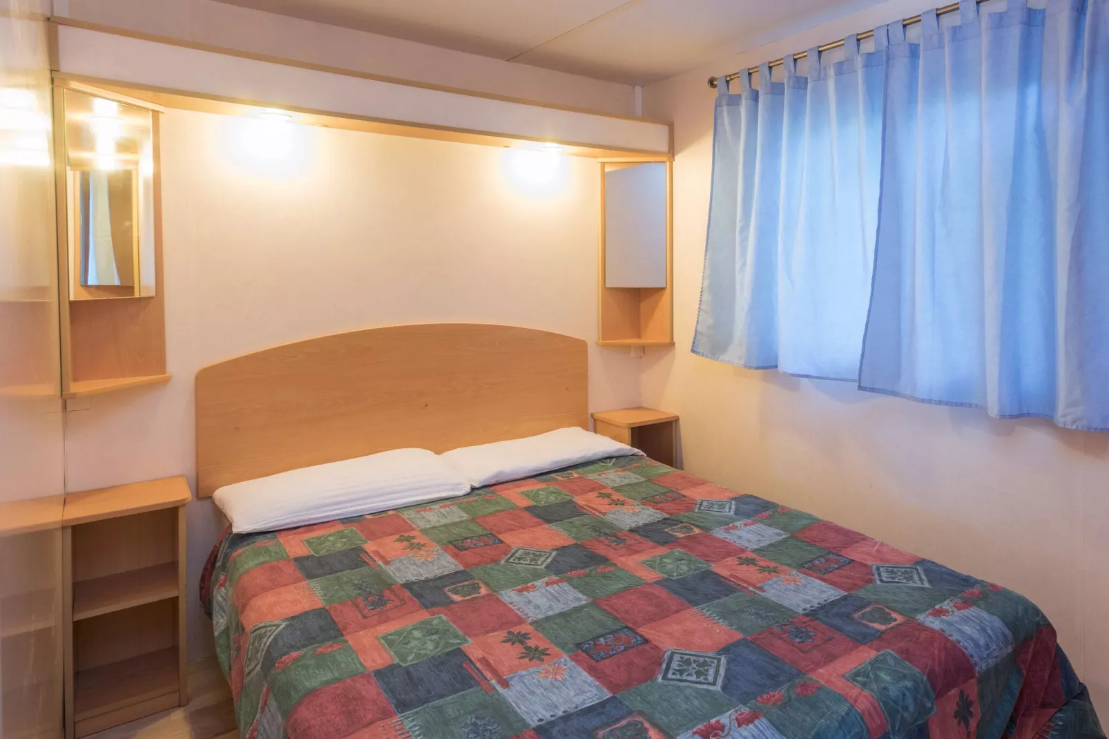 Camping Solmar - COTTAGE B-Bedroom