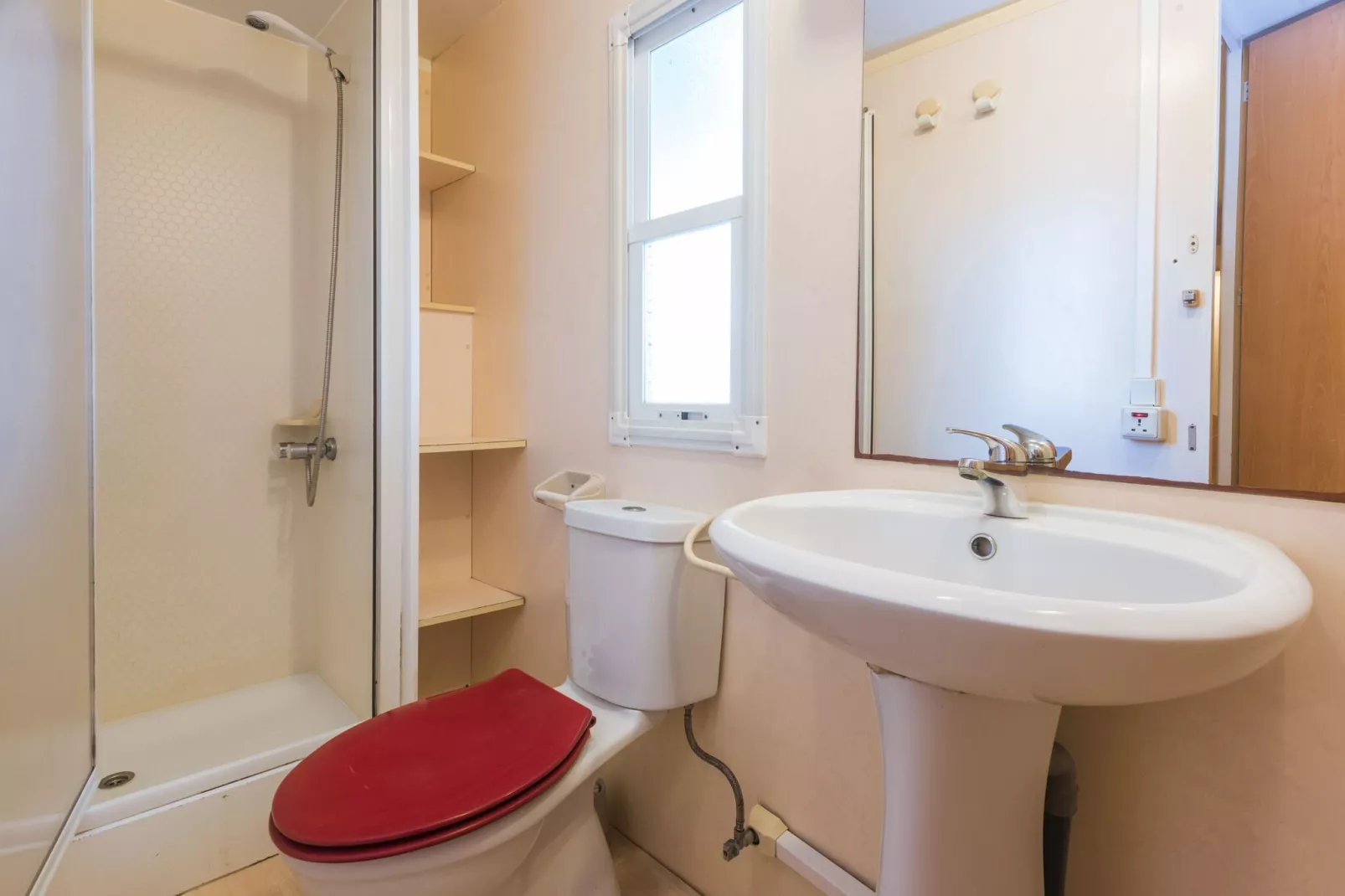Camping Solmar - COTTAGE B-Bathroom