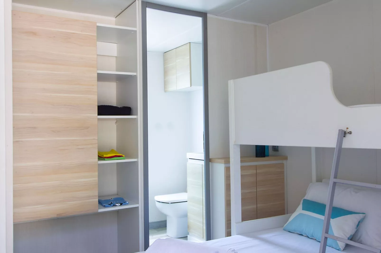 Tamarit Park Resort 2 PATIO-Bedroom