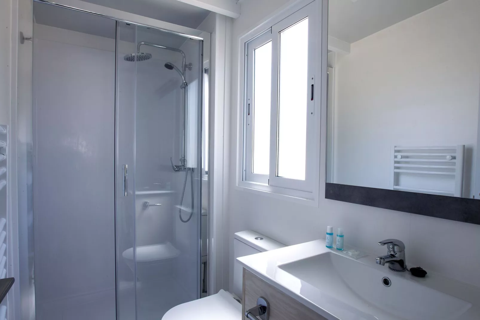 Tamarit Park Resort 3 NOA-Bathroom