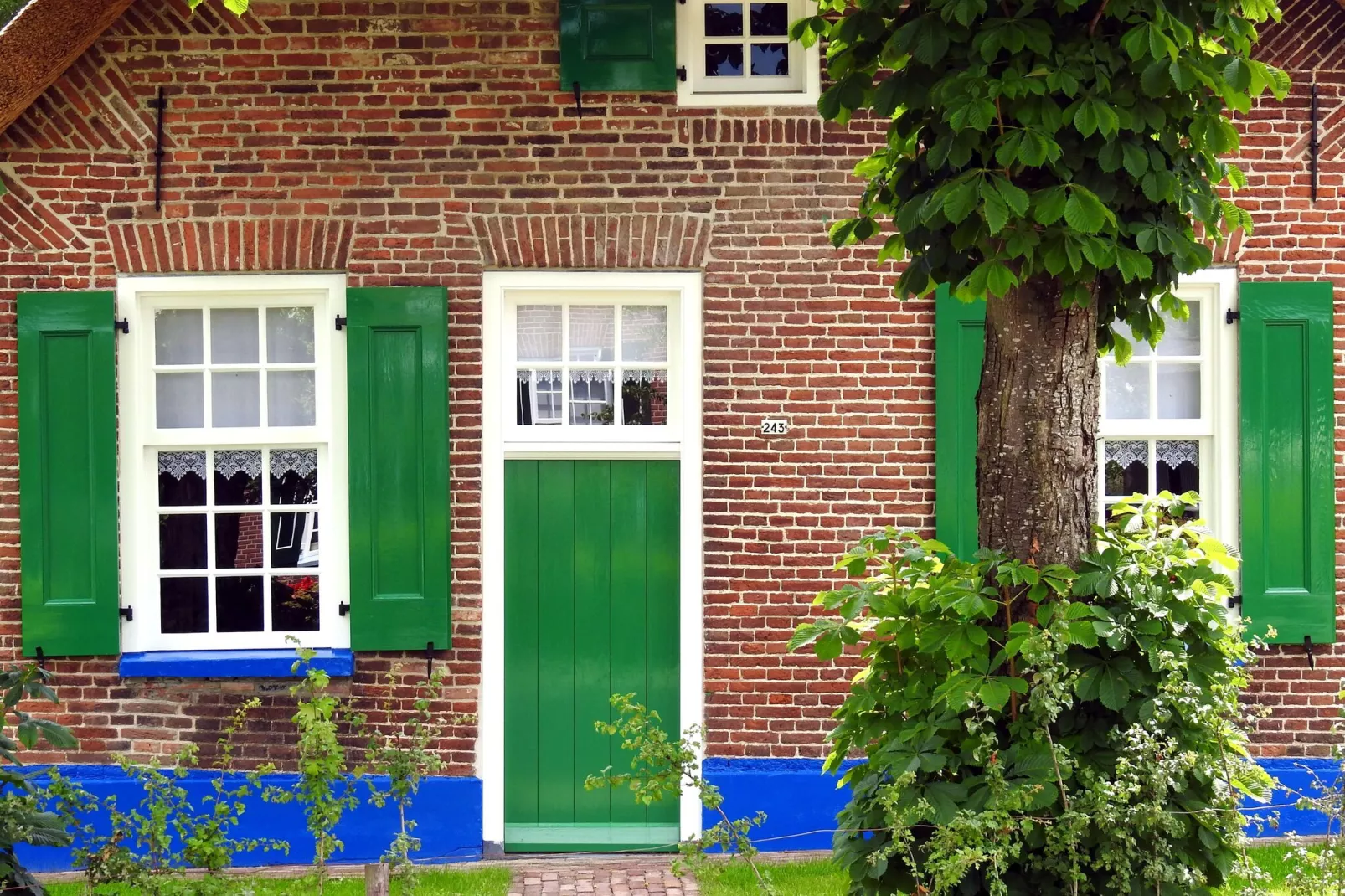 Woonboerderij in Staphorst voor 6 personen-Exterior summer