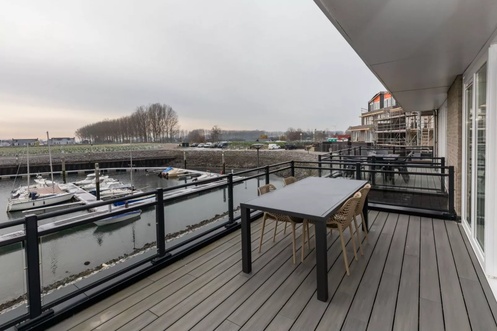 Havenweg 8-14-Terrace balcony