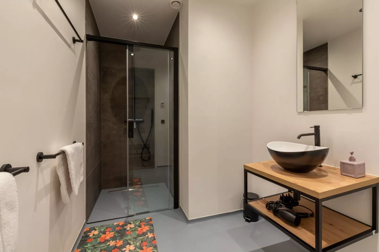 Havenweg 8-14-Bathroom