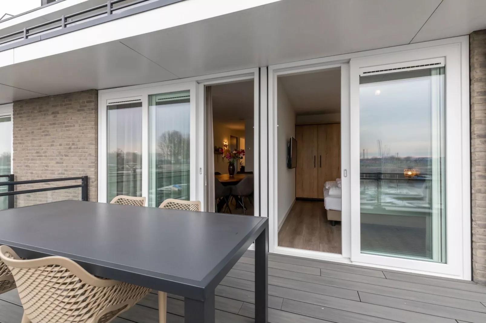 Havenweg 8-14-Terrace balcony