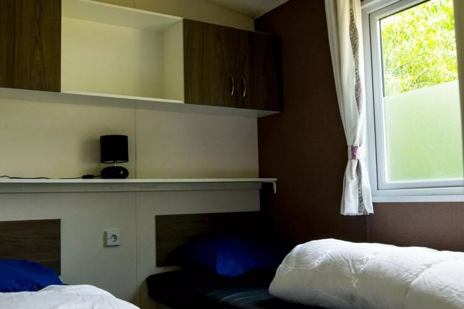 Recreatiepark Duinhoeve 11-Bedroom