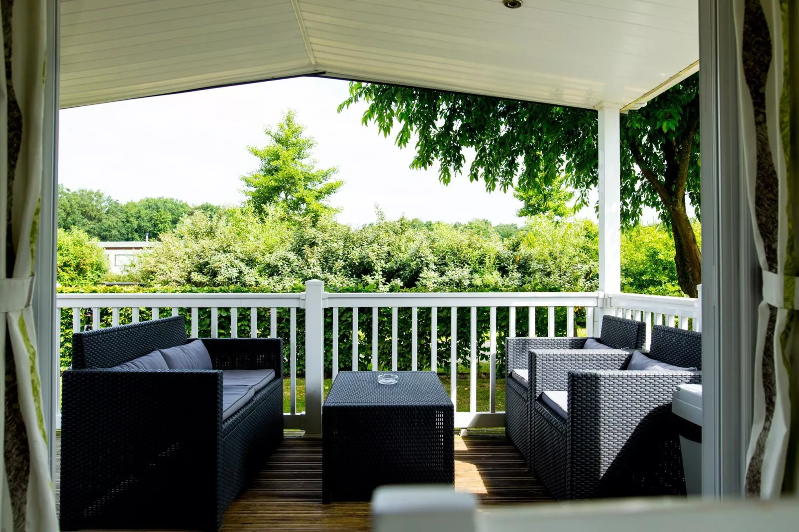 Recreatiepark Duinhoeve 11-Terrace balcony