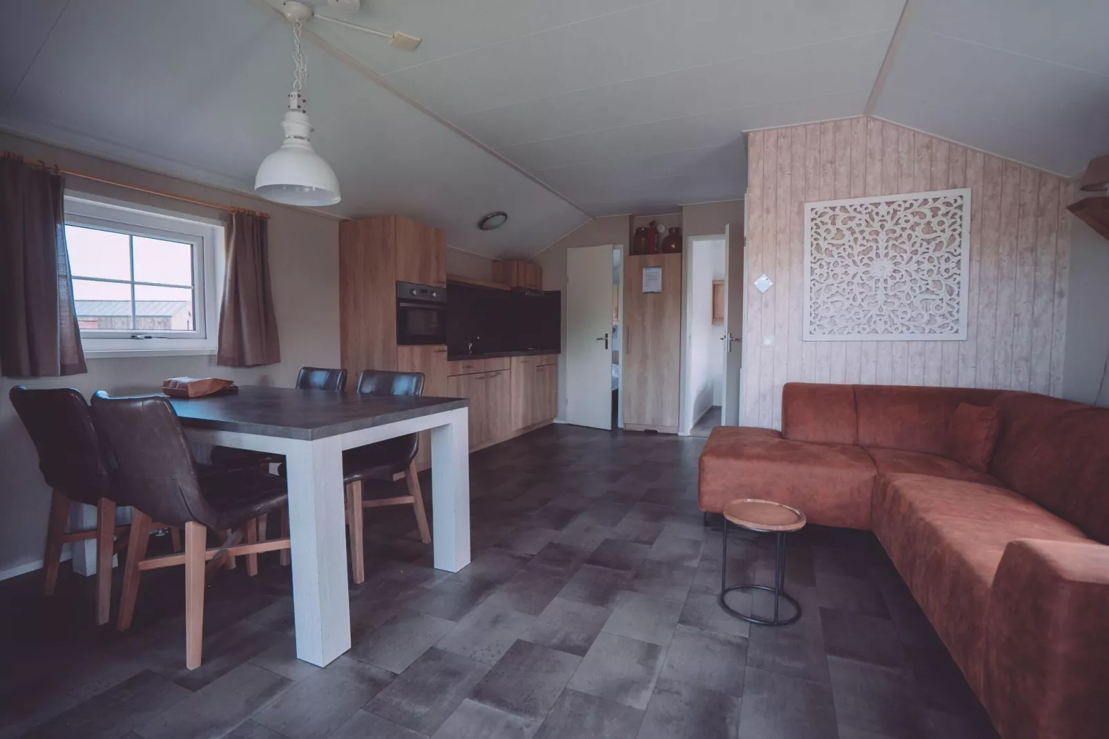 Vakantiepark Eigen Wijze 8-Living room