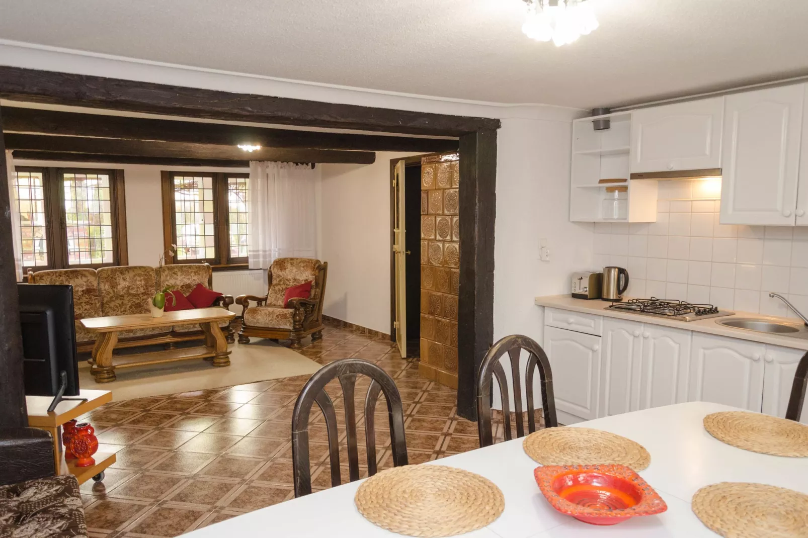 Apartment south-Dining room