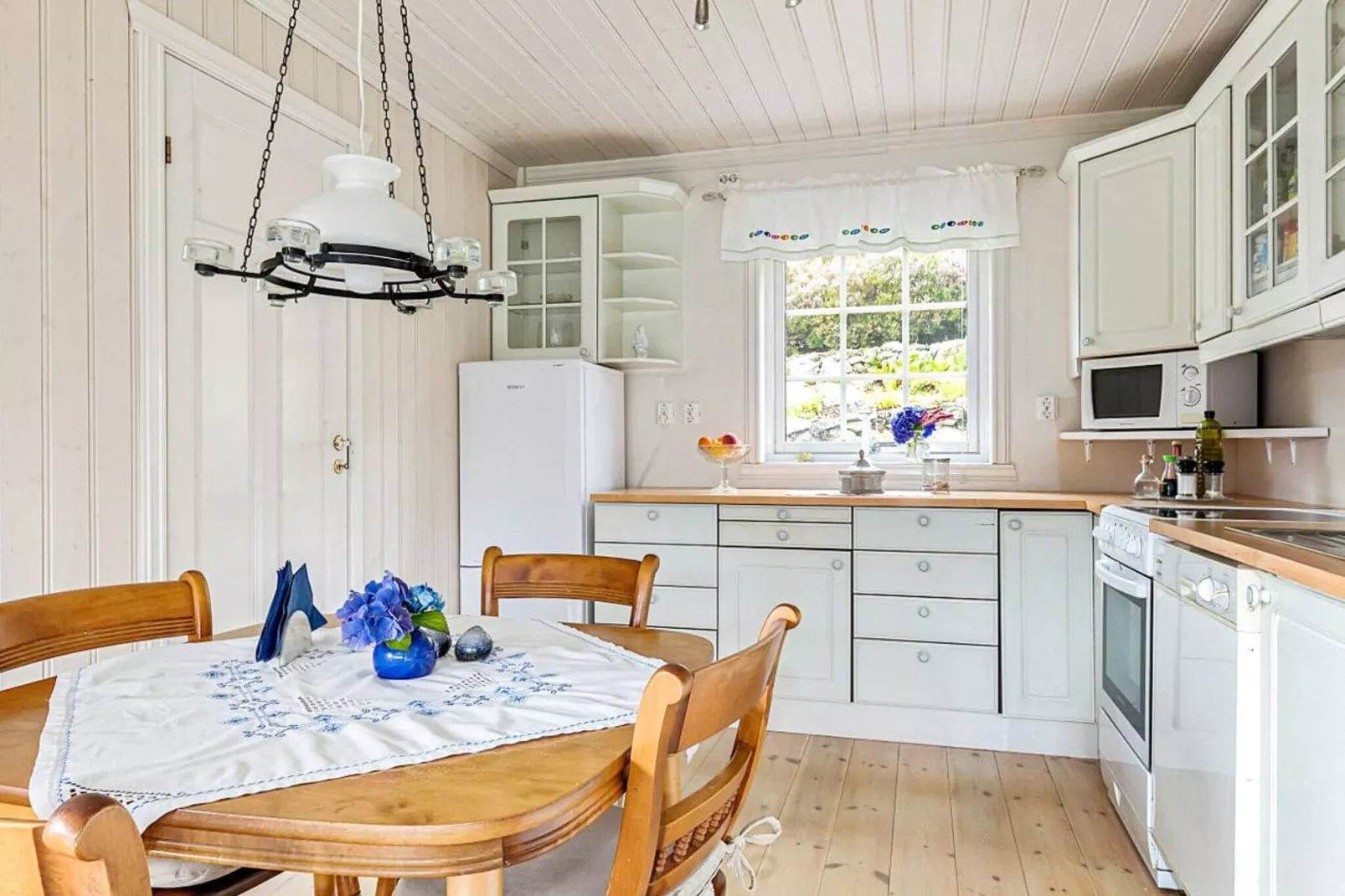 10 person holiday home in Kalvåg-By Traum-Indoor