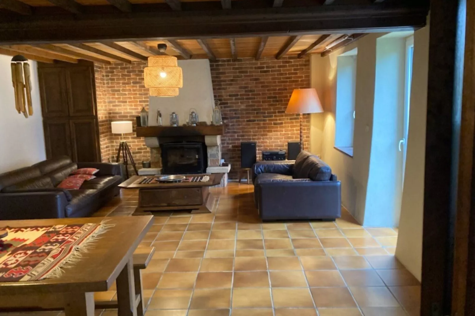 MAISON VIROLE-Salon