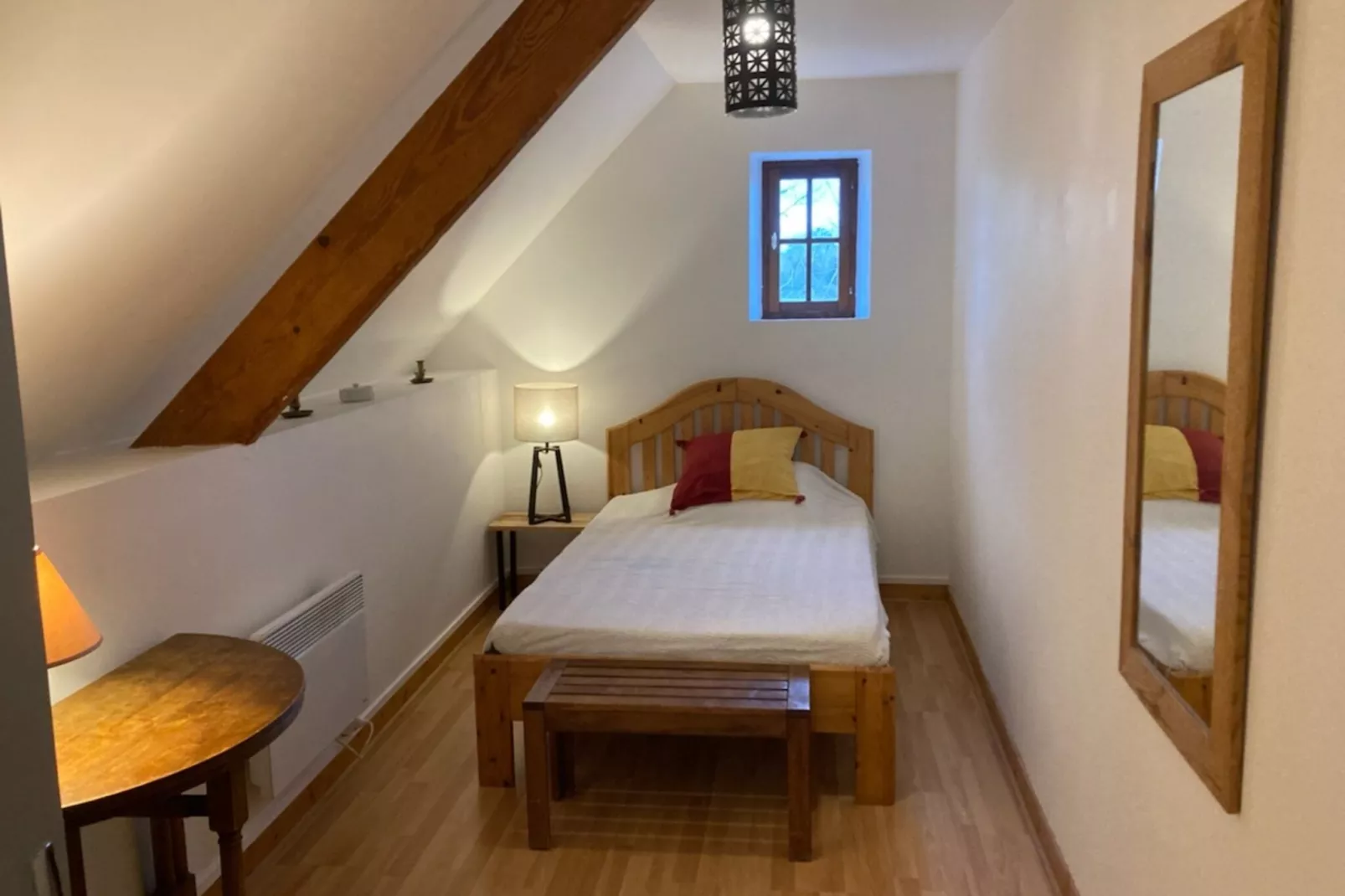 MAISON VIROLE-Chambre