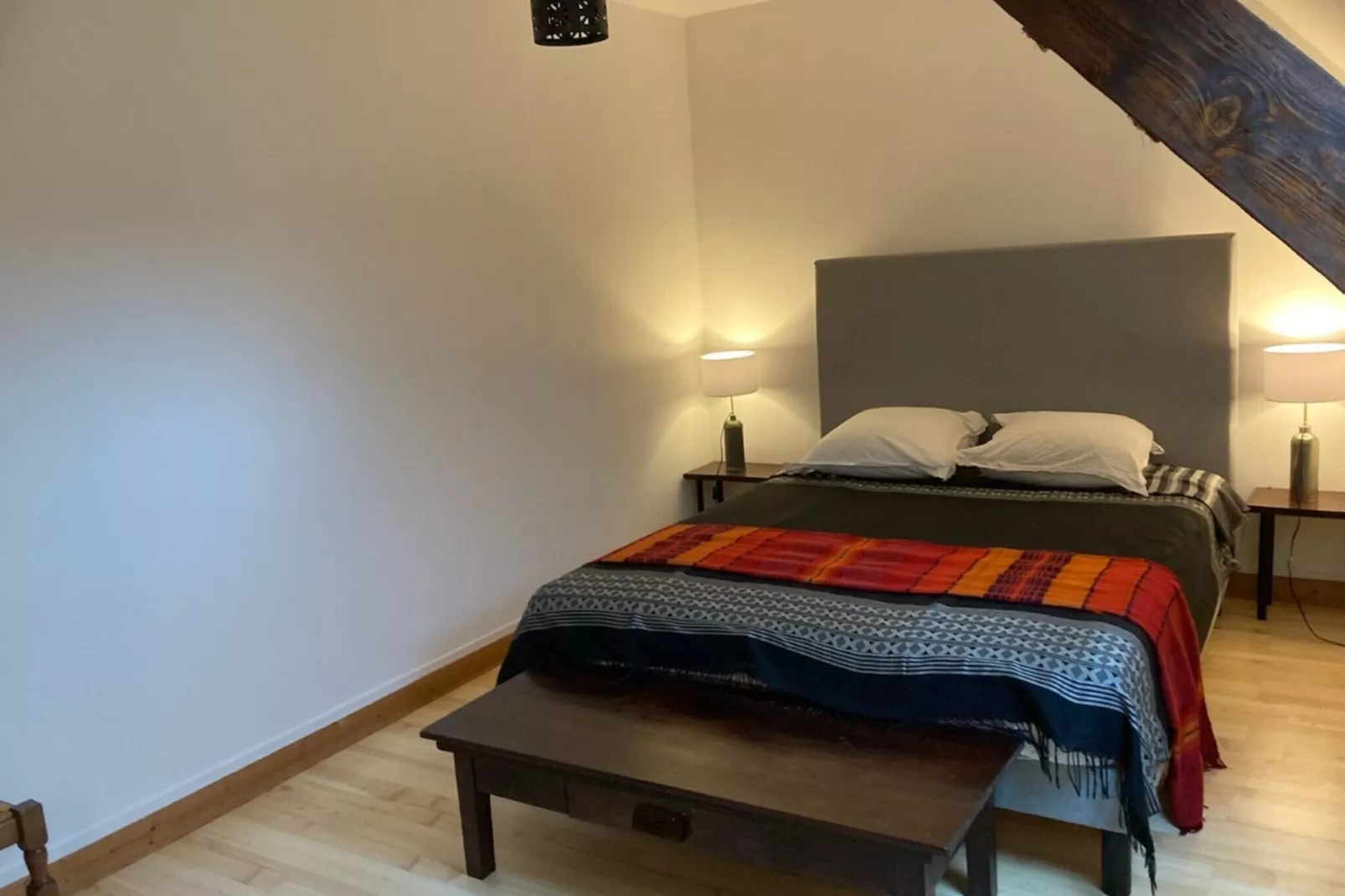 MAISON VIROLE-Chambre