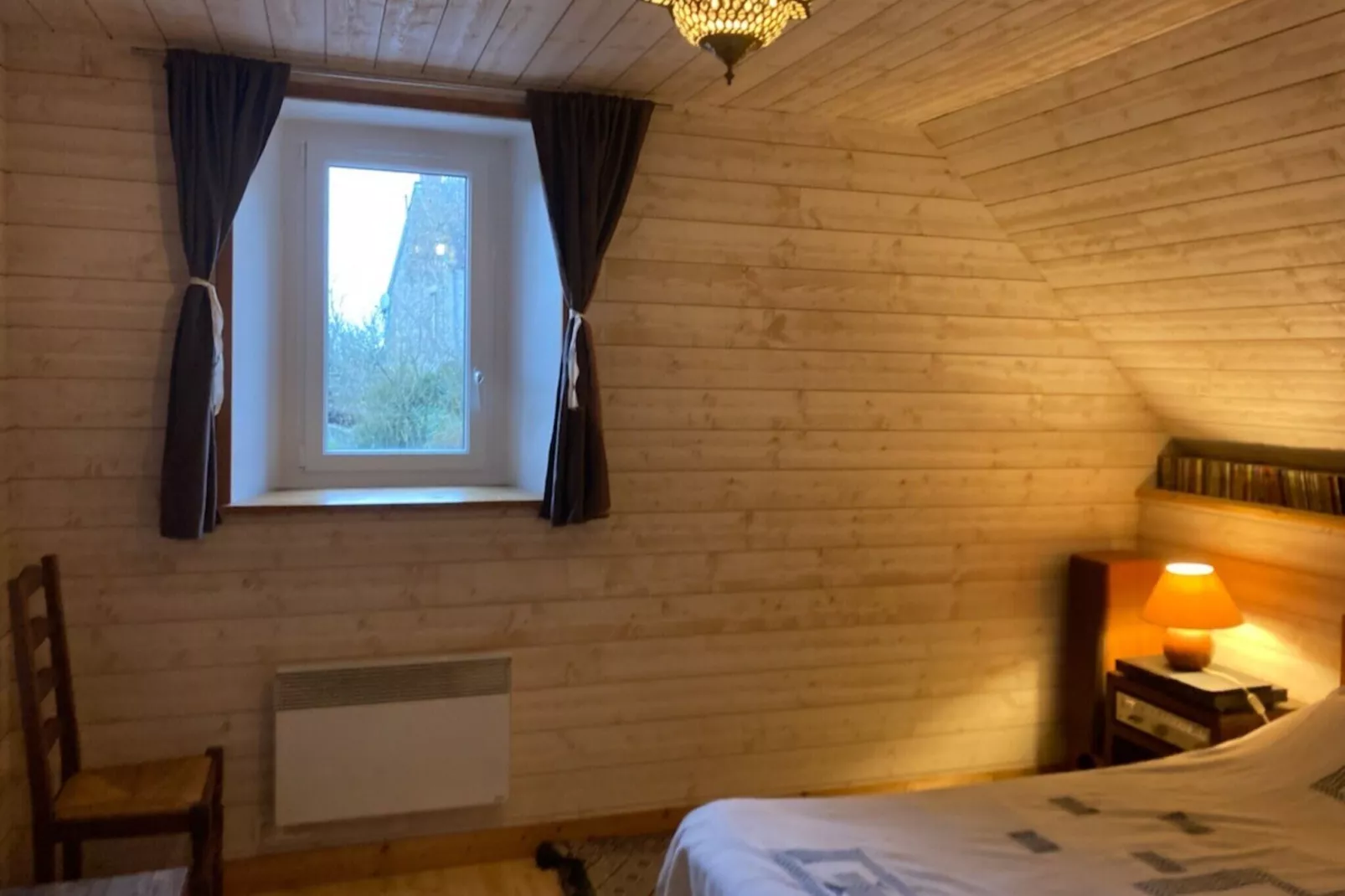 MAISON VIROLE-Chambre