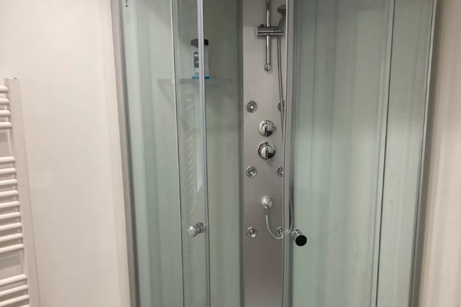 MAISON VIROLE-Salle de bain