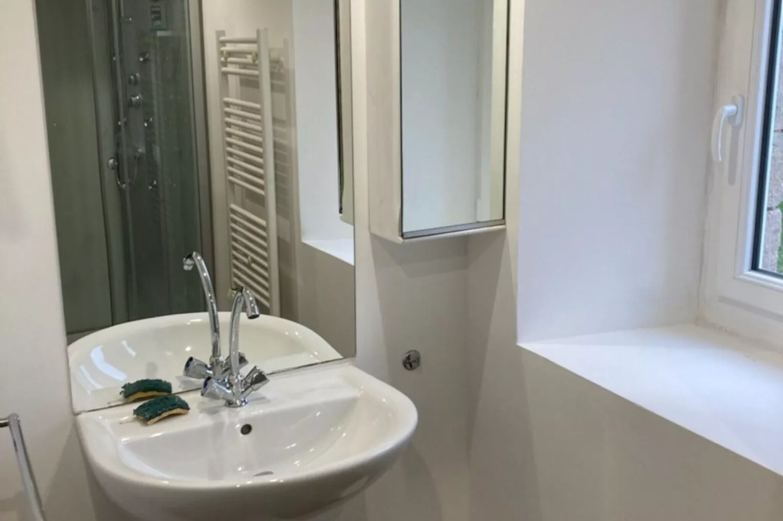 MAISON VIROLE-Salle de bain