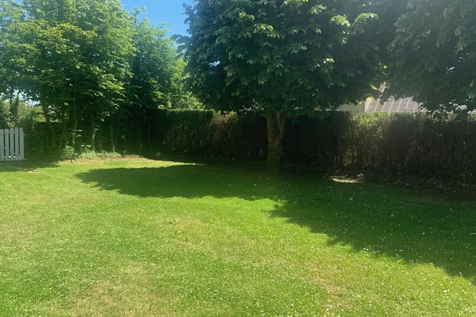 MAISON VIROLE-Jardin d'été