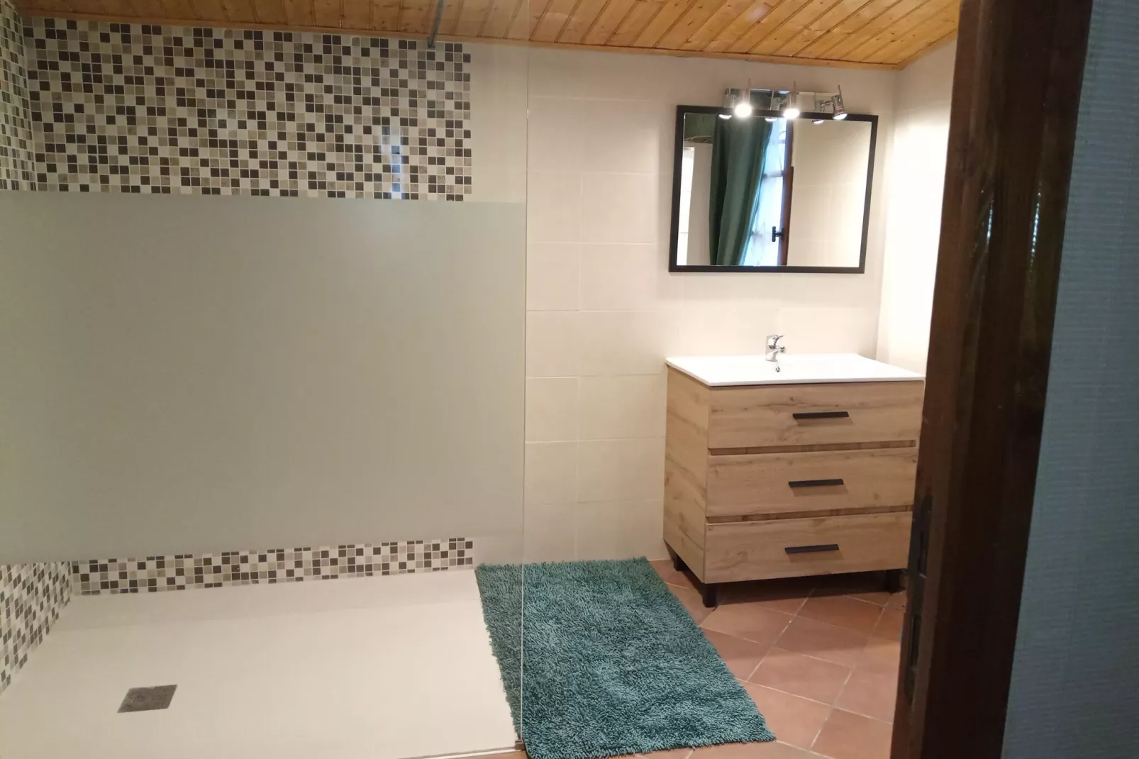 Maison de vacances Bouniagues-Badezimmer